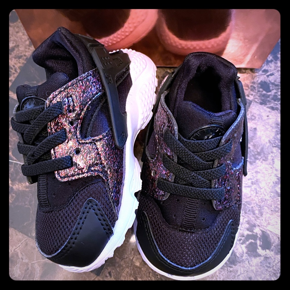 Nike Huarache Run SE Pure Platinum
